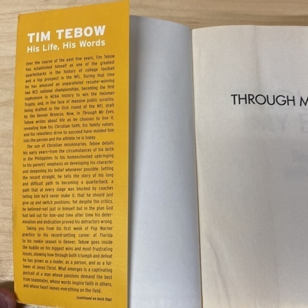 Tony Dungy, Kirk Cousins, Tim Tebow‎ books - Picture 6 of 6